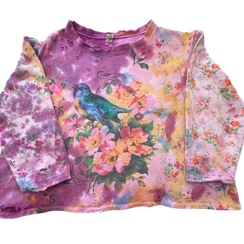 Magnolia Pearl RARE Songbird Floral Sweatshirt Purple Tie Dye Bird Distressed - Picture 9 of 16